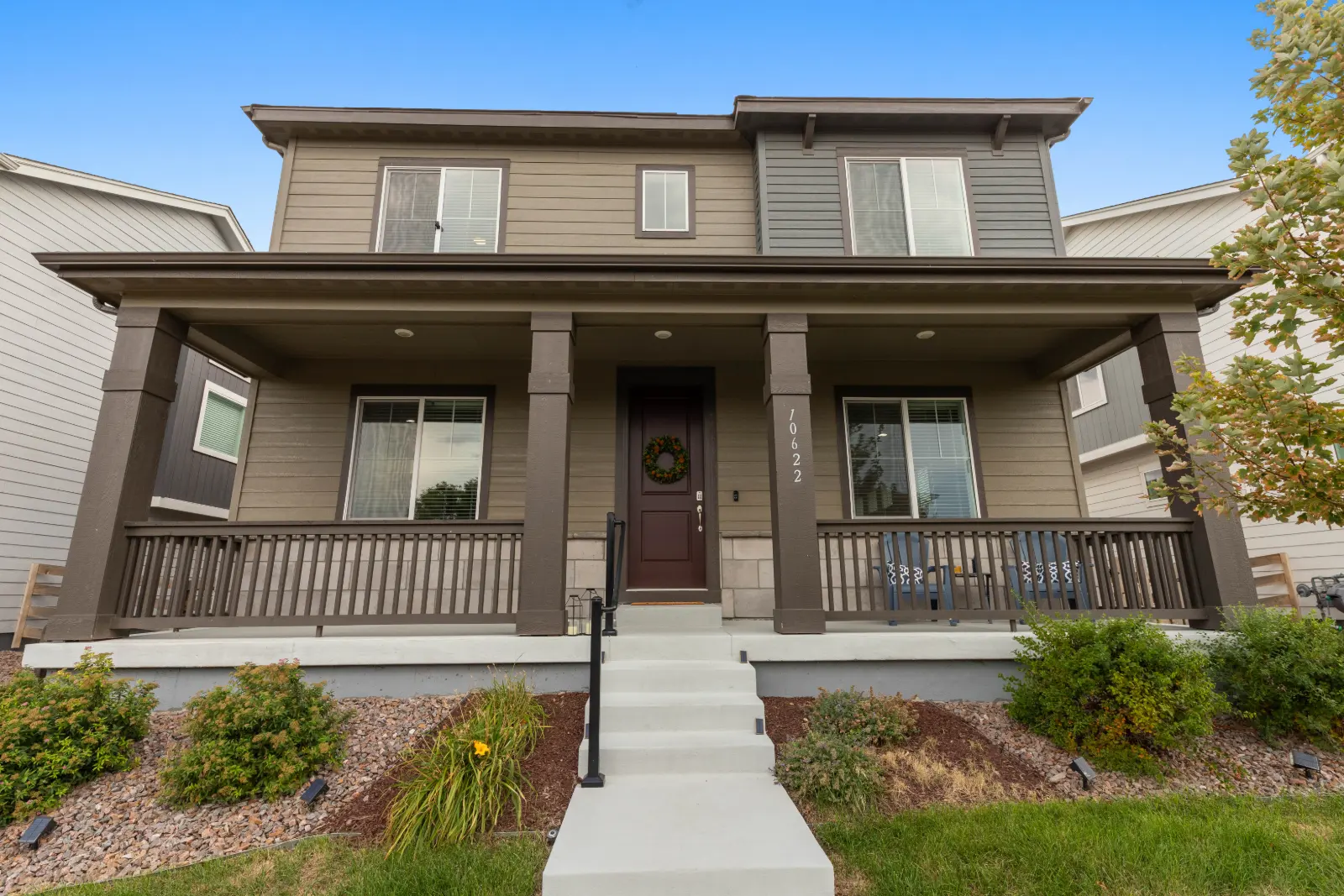 Close view of the covered front porch at 10622 Truckee Street, Commerce City